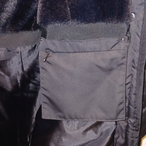 New Black Long Puffer Coat w. Fur Hood - Picture 5 of 14